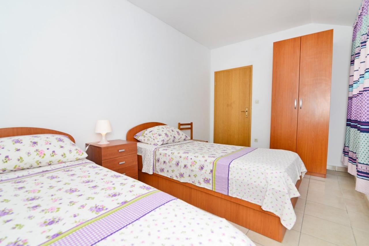 Apartments Martina Vodice Exterior photo