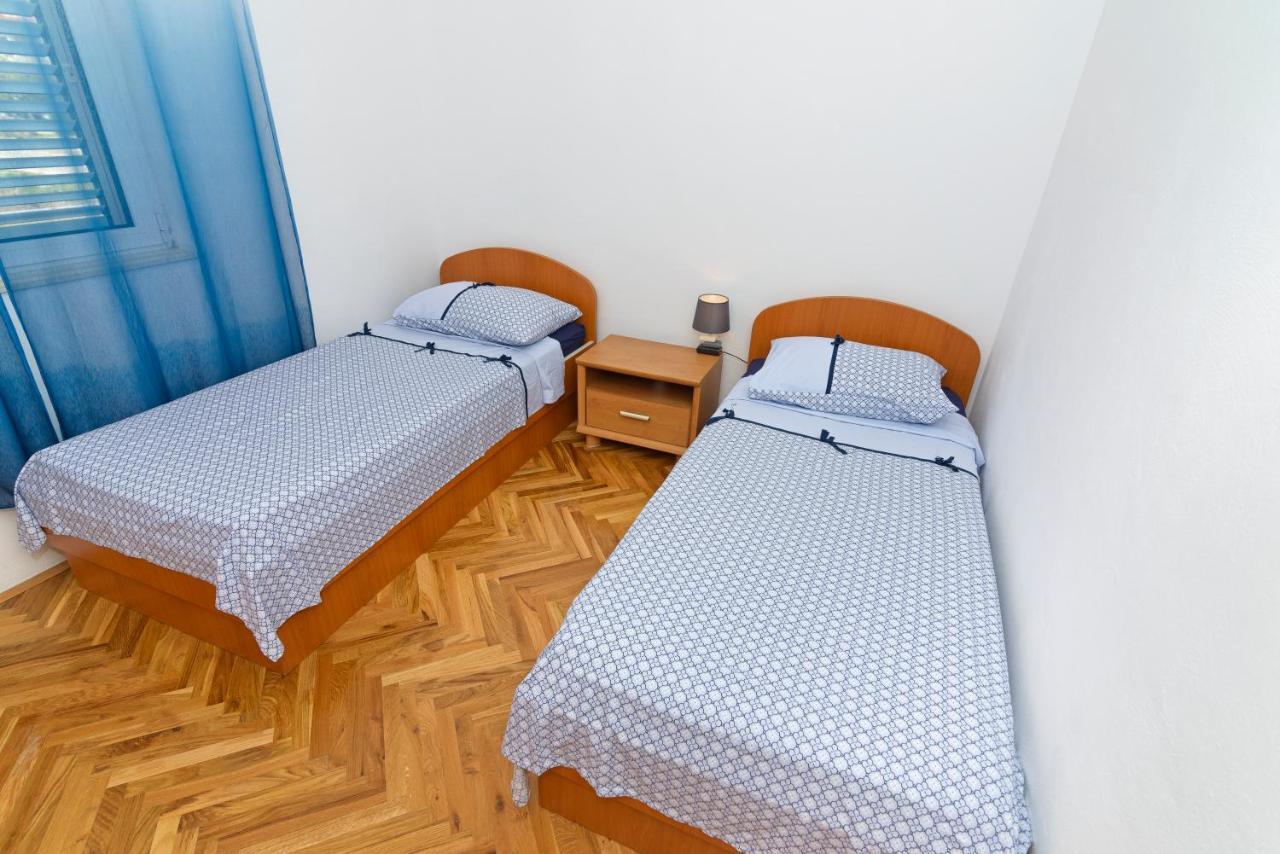Apartments Martina Vodice Exterior photo
